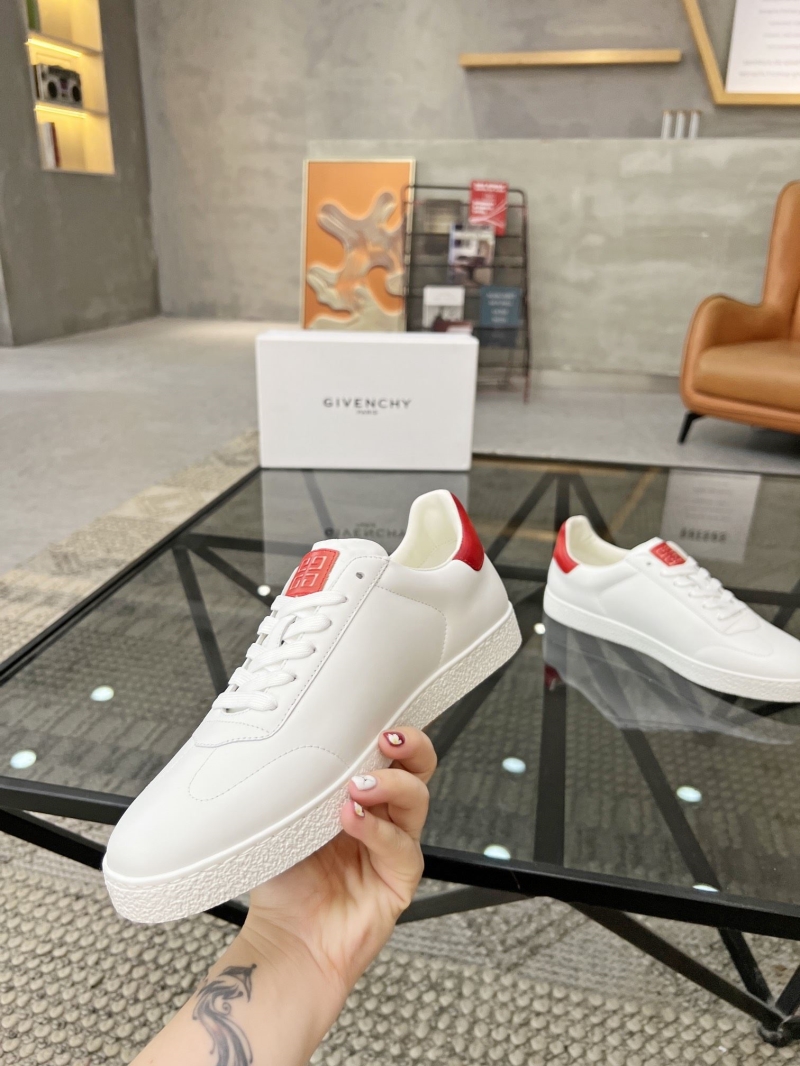 Givenchy Sneakers